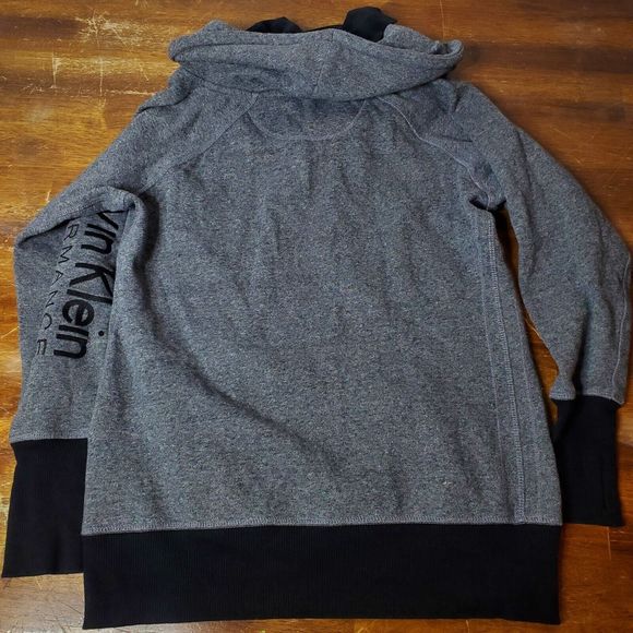 Calvin Klein Performance Sweatshirt Cowl Neck Pullover Quick Dry Gray Women's Sm - Picture 10 of 13